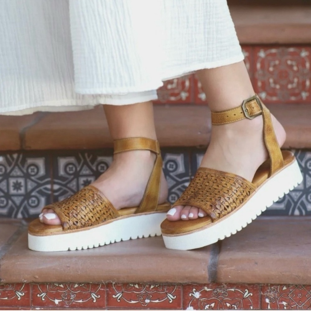 New Bed|Stu Brisa Size 10 Platform Sandal Leather Cashew Tan Flatform Bed Stu